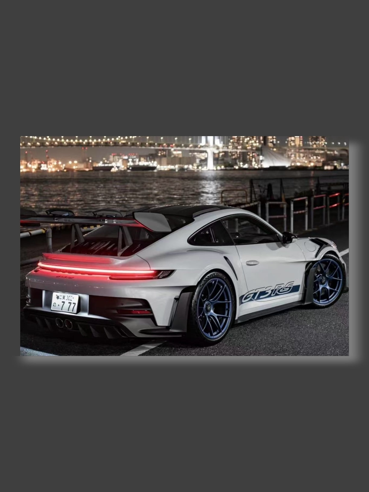 GearMoodz™️ LED Glow Frame - Porsche 911 GT3 RS